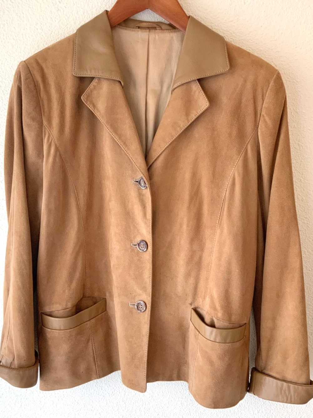 VINTAGE! Vera Pelle Italian Suede and Leather Cropped Blazer Size Medium